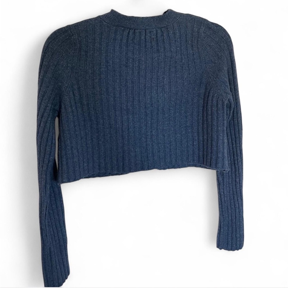 Urban Outfitters Blue Button Cropped Cardigan - Picture 3 of 4